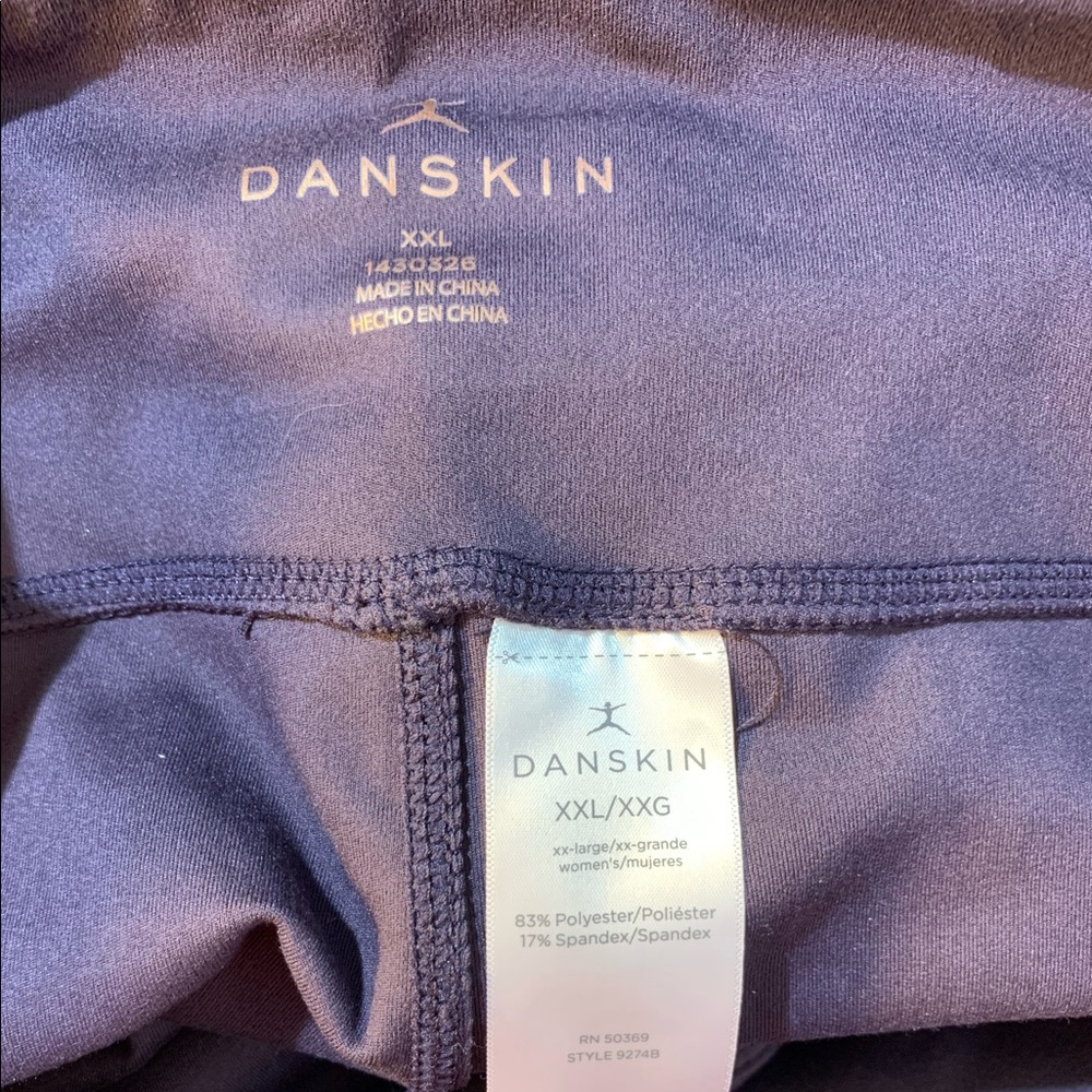 DANSKIN Leggings Womens Size XXL Activewear with Side Pockets Pick Winter Plum - Picture 9 of 10